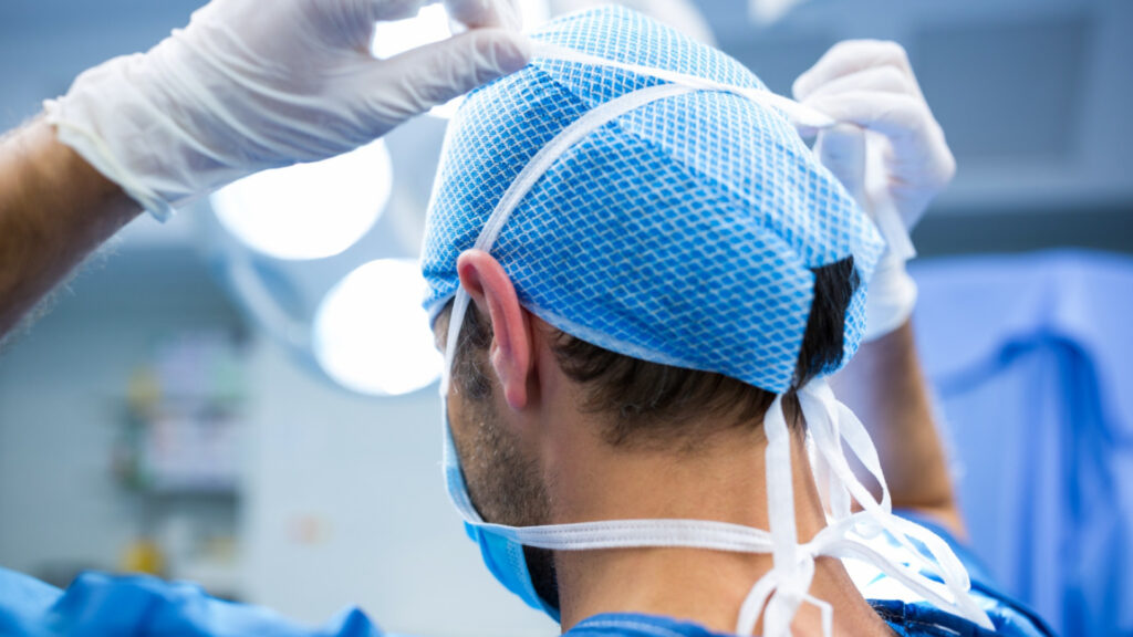 Quand consulter un chirurgien vasculaire ? Symptômes caractéristiques et parcours de soins expliqués